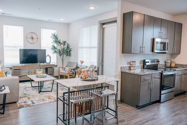 Studio apartment at 1010 Elliston Apartments in Madison, AL